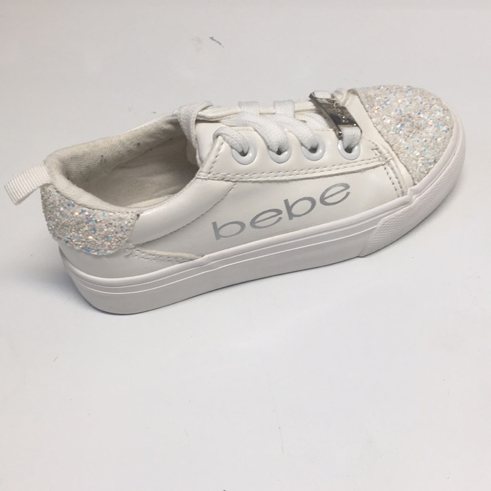 BeBe Kids glitter lace up Shoes Size 7/8